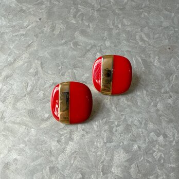 PM50-【 Monet 】モネ・ヴィンテージイヤリング Gold Tone Red Enamel Paint Squareの画像
