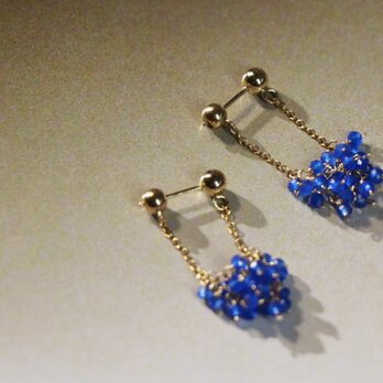 青のピアス（石の架け橋ピアス）ブルーアゲートの画像