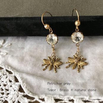 Teżor：クリスタルと蜂のピアス　 【 Crystal and Bee earrings 】の画像