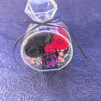 プリザーブドフラワー黒薔薇の魔法シリーズ／香水瓶フラワーギフトの画像