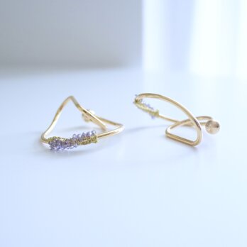 Lavender lace egg , ear cuffの画像