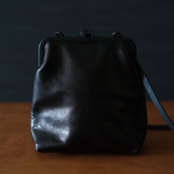 レザーショルダーポーチ　frame porch SHO-61 ＜鹿革黒染＞