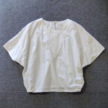 三角ヨークのコットン100%ブラウス(M)の画像