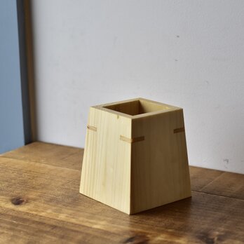 【 木工 】 ホワイトウッド端材 で作った 四角形のペン立て【B】　オイル仕上げ　無垢材　ペンスタンドの画像