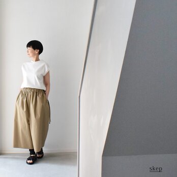 ワイドパンツ（ショート）：ベージュの画像