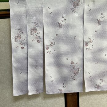 薄紫色、着物リメイク、暖簾〜横〜85–丈〜71!の画像