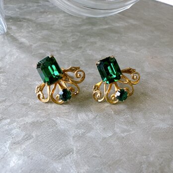 YC21-【 Coro 】コロ・ヴィンテージイヤリング  Emerald Green Cut Glass Art Nouveauの画像