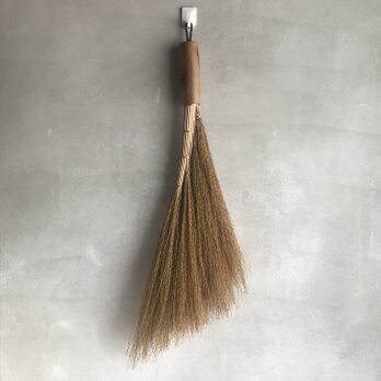 茅のホウキ　250529＃01の画像