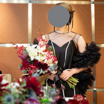 実例写真！トップス ブラック ふわふわ袖 ソフトチュール エレガント 大人っぽい 花嫁 結婚式の画像