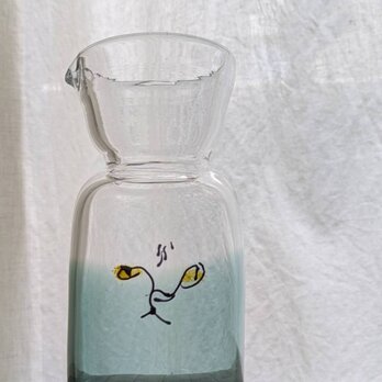 小ぶりな水差しの画像