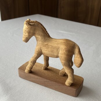 木製彫刻馬