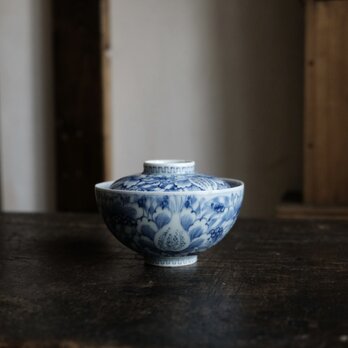 線描きで素敵◆伊万里　花文染付線描き蓋付碗　antiques/骨董　古民家　江戸末期【縁にアタリ】i2の画像