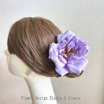 ラベンダー色の大輪の薔薇の髪飾り　紫　パープル　薄紫　バラ　ダンス　髪飾り　フラメンコ　フローレス　花飾り　flamencoの画像
