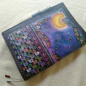 ほぼ日手帳カズン対応　Ａ５サイズ手帳カバー　レザー　刻印＆拭き染めの画像