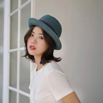 ラフィアハット、麦わら帽子 ロールエッジハッ 最高品質 夏用 大人 ストローハット、ミディアムブリム 日よけの画像