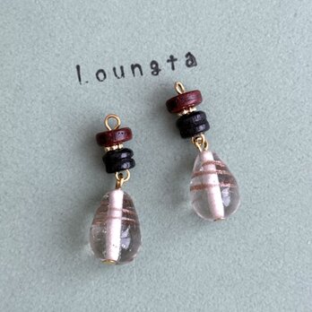 ウッドビーズピアス 個性派ピアス ランプワークビーズ 樹脂ピアス