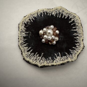 ★ ☆ ＊ ＊★ハンドメイドミナペルホネン⚮̈ jelly flower♡パールブローチの画像