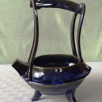 注器形の花器「M２」、A flower vase like a pourting vessel 「 M2」、の画像
