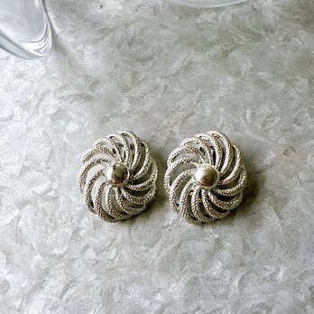 YC23-【 Coro 】コロ・ヴィンテージイヤリング Silver Tone Swirl Openwork Flowerの画像