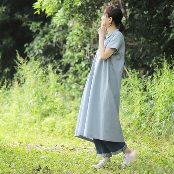 羽織にもなるリネン混シャツワンピース（遠州織物/ブルーグレー） OP08の画像