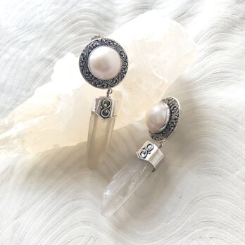ピアス 　流浪の月〈Wandering Moon〉★ヒーリングシリーズの画像