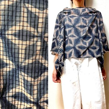 藍染　板締め絞り　コットンシルクトップスの画像