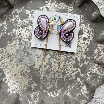 優雅に舞う蝶〜スワロフスキーが彩る耳元〜ピアス