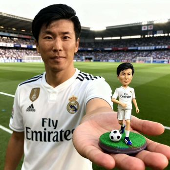 写真から作るオーダーメイド サッカー選手 フィギュア｜フットボール好きへの特別なギフトにそっくり似顔人形｜記念ギフト・記念品