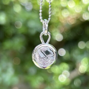 ムオニオナルスタ隕石（メテオライト）シルバーペンダント◇Silver Pendant with chainの画像