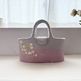 羊毛刺繍フェルトバック/りんご花の画像