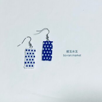 紺玉水玉　〜mimikazari〜　［ピアス］の画像