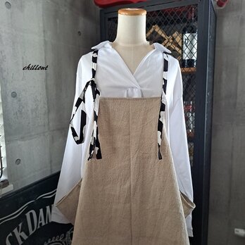 【背中がかわいい】エプロンドレス：ワッシャーリネン×牛柄【0904】の画像