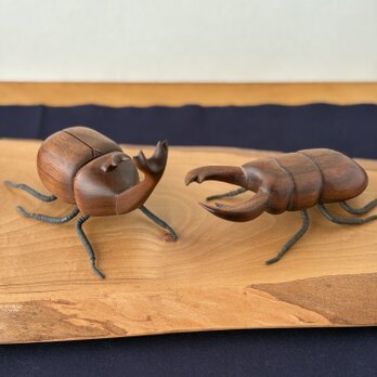 オオクワガタ&カブトムシのオブジェの画像