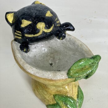ミニサイズ猫　レモン形プランターオブジェ手作りの画像