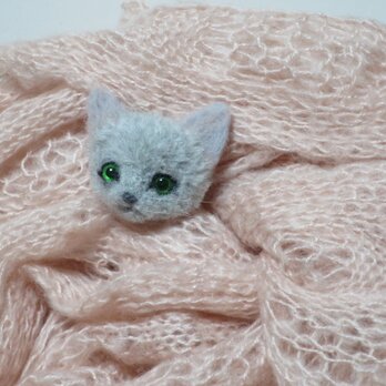 羊毛フェルト  猫  ロシアンブルー  毛糸  ぽんぽん  ブローチの画像