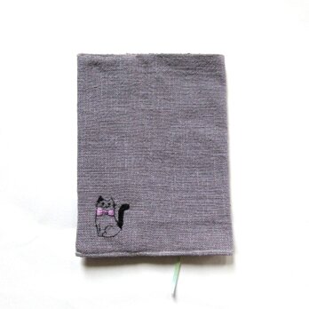 猫の刺繍 リネンブックカバー＊ラベンダーグレーAの画像