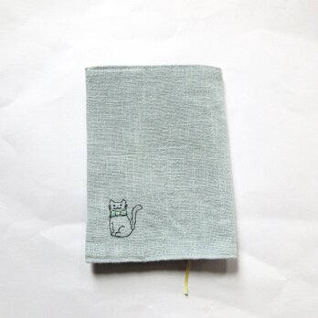 猫の刺繍 リネンブックカバー＊スモーキーブルーBの画像