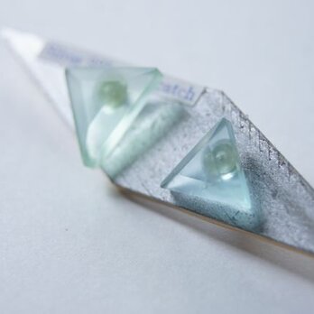 △▶▽ウミノサンカク SEA GLASS ピアス　- s -の画像