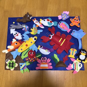 大物入りフェルトのお魚釣りセット２３匹の画像