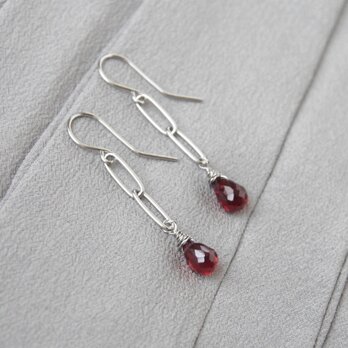 Chain&Drop Pierce（ガーネット）の画像