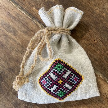 ポプリサシェ★リネン100%★ダイヤ模様★手刺繍★クロスステッチ★サンタマリアノヴェッラ・ポプリ入り★ウクライナ★麻の画像