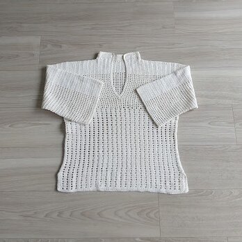 ＜夏糸＞生成り色のプルオーバーの画像
