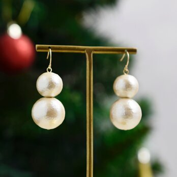 冬限定【14kgf ピアス】大ぶりなのに軽い！雪だるま　コットンパール