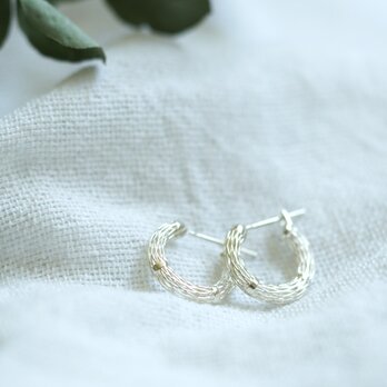 SILVER925 メッシュフープクロッシングピアス　の画像