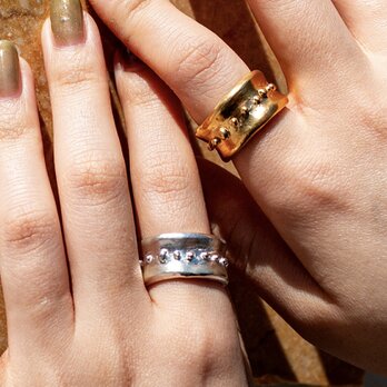 uneven dots ring ドットボリュームリング/送料無料の画像