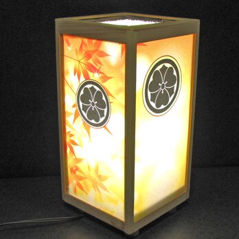 ◆家紋の宿り木=「丸に剣片喰」／美を高めるラミネート／LED昼白色･桧枠造・フイルム加工・軽量／至福の灯火!!の画像