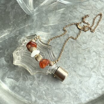 NA135-【 AVON 】エイボン・ヴィンテージネックレス 1975 Agate Carnelianの画像