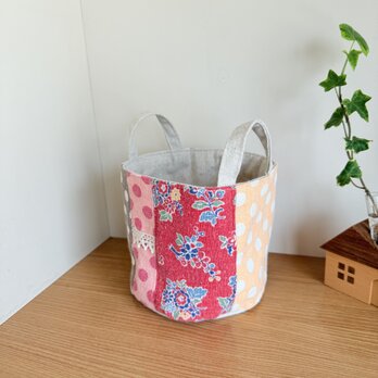 YUWAパッチワークのバケツ型小物入れ⑤の画像