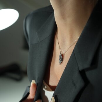 ハンドメイドのシルバーペンダント  Skalisto Up トパーズ  6×8mm