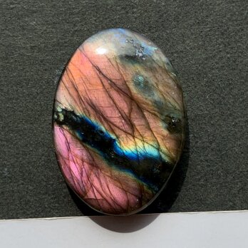 ピンクラブラドライト[750] 34x24mm 58Cts　天然石 ルース／カボション